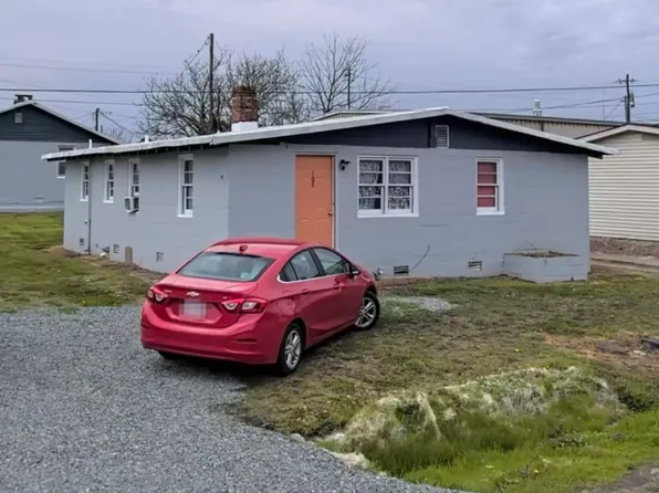 103 E 3rd St, Kenly, NC 27542