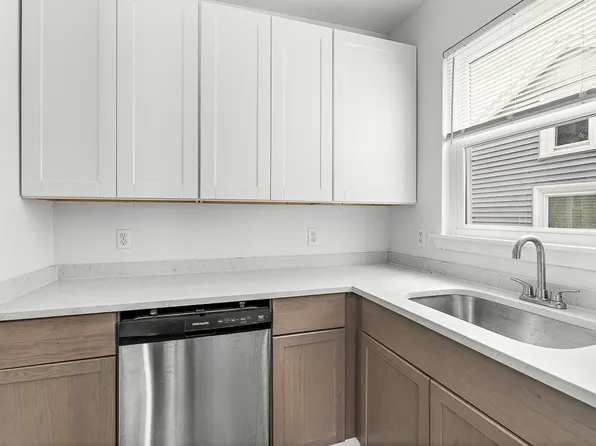 18 Saint Clair St #2, Lynn, MA 01902