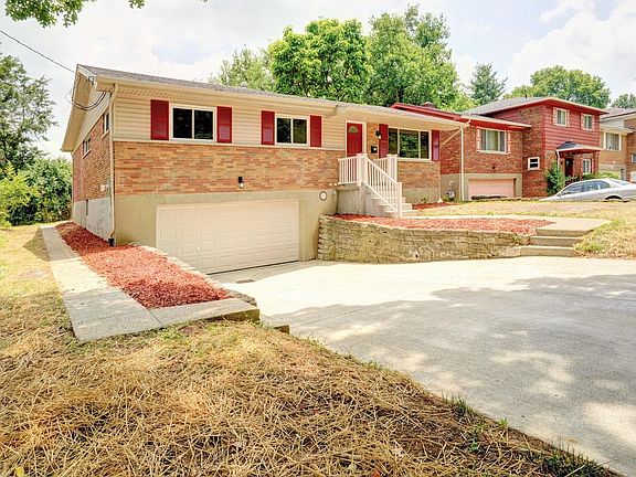 2nd image of 7900 Greenland Pl