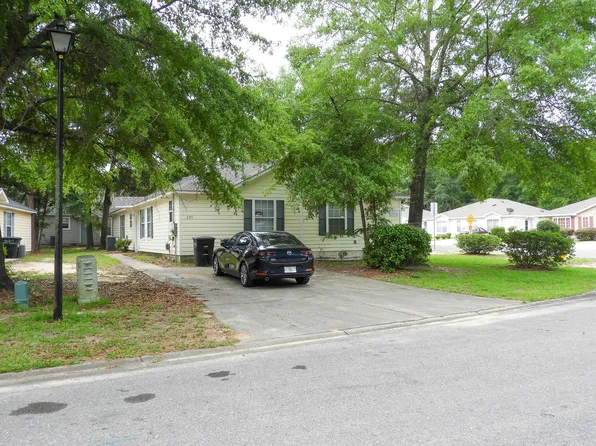 295 Carterwood Dr, Tallahassee, FL 32305