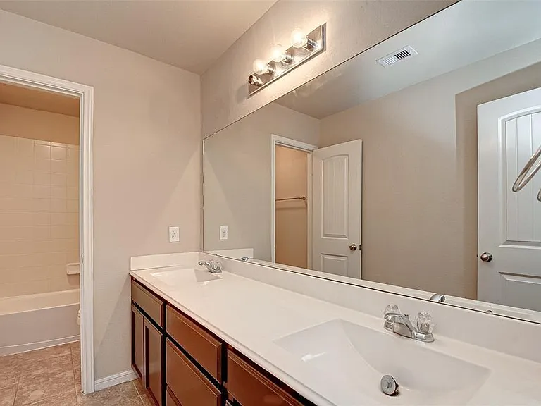 9202 Adobe Sky Ct — Photo 19