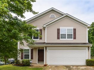 8506 Strider Dr, Charlotte, NC 28212