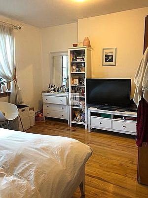 4th image of 442A Prospect Ave #3
