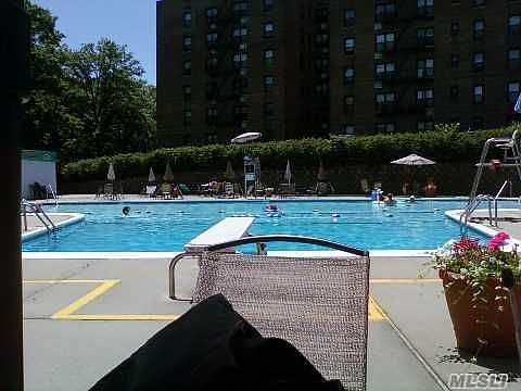 5th image of 22424 Union Tpke APT 6G