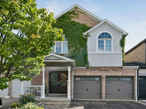 1654 Casablanca Cir, Mississauga, ON L5N 8G2