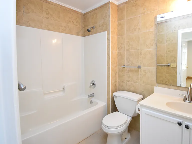205 Lasalle Way — Photo 26