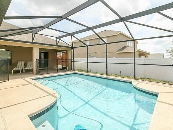 2nd image of 12843 Cloverdale Ln