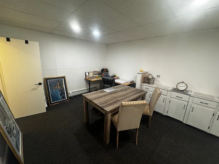85 Benton Ave #2 — Photo 10