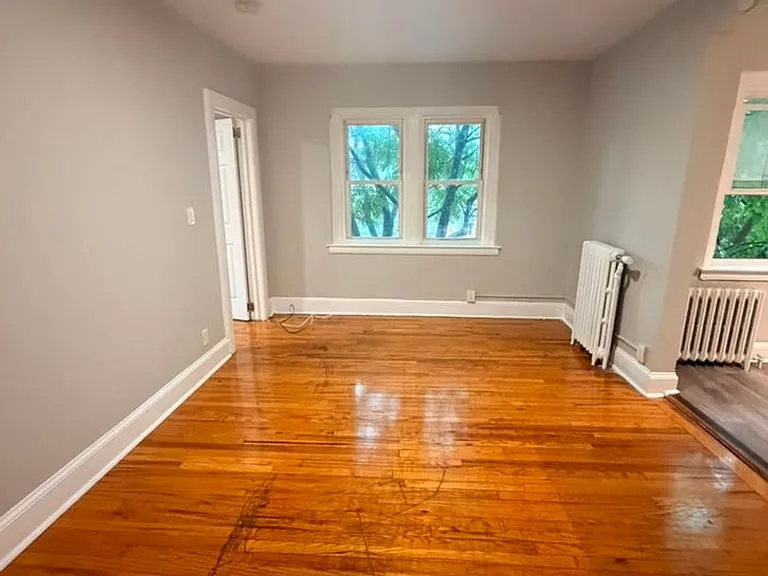 308 Main St — Photo 2