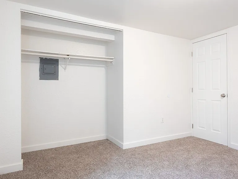 248 Bentley Dr — Photo 14
