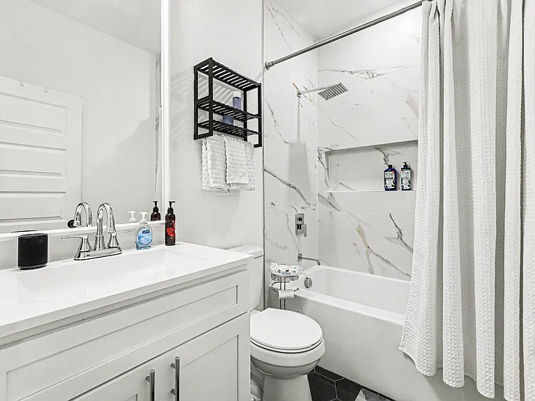 2742 Marjorie Ave — Photo 35