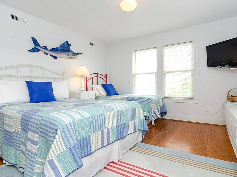 8B Sunset Ave #B — Photo 10