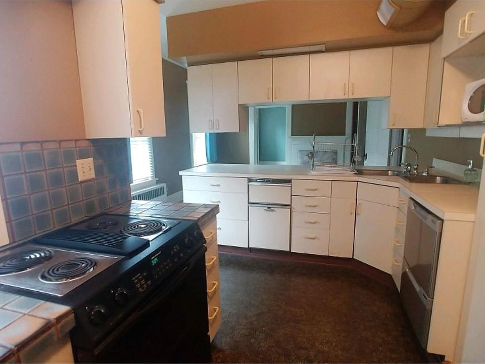 1st image of 328 4th St