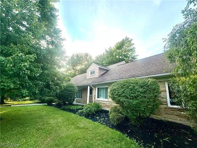26201 Annesley Rd, Beachwood, OH, 44122