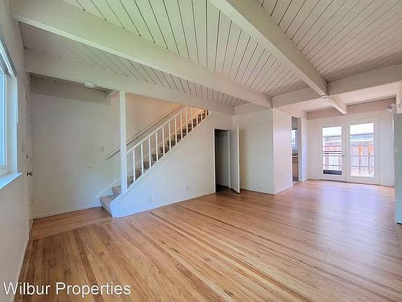 2nd image of 3086 Emerson St