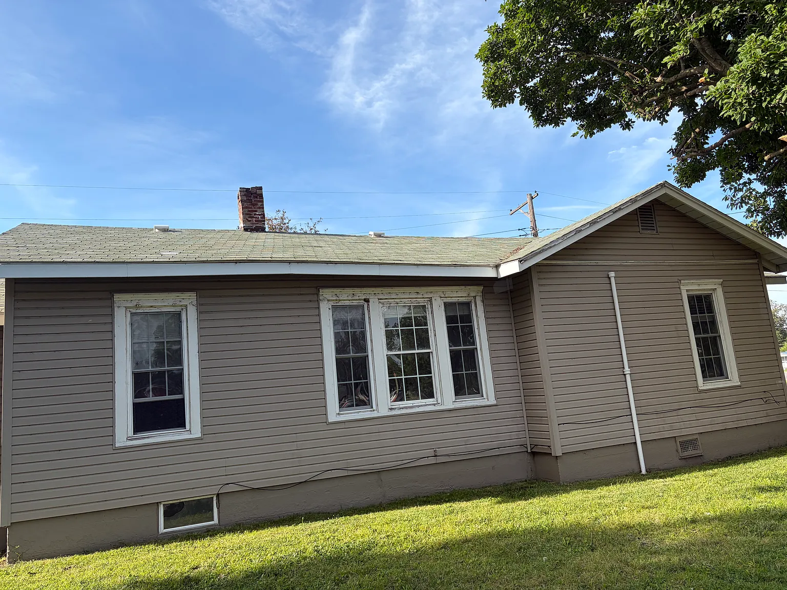 2 bed, 936 sqft, $900 — Photo 2