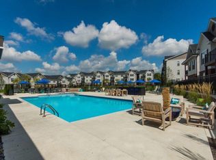 2957 Christopher John Dr UNIT 203, Dublin, OH 43017