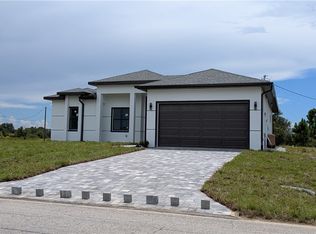 2607 E 15th St, Lehigh Acres, FL 33972