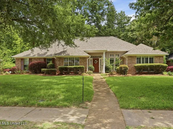 212 Cambridge Dr, Madison, MS 39110