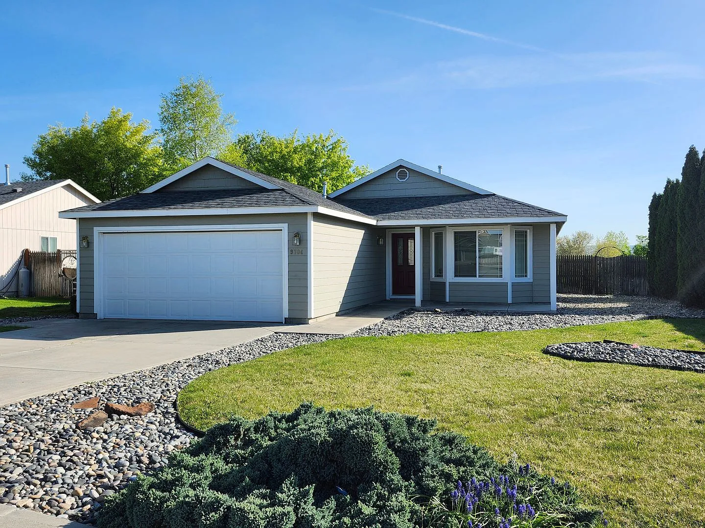 9704 Welsh Dr — Photo 2