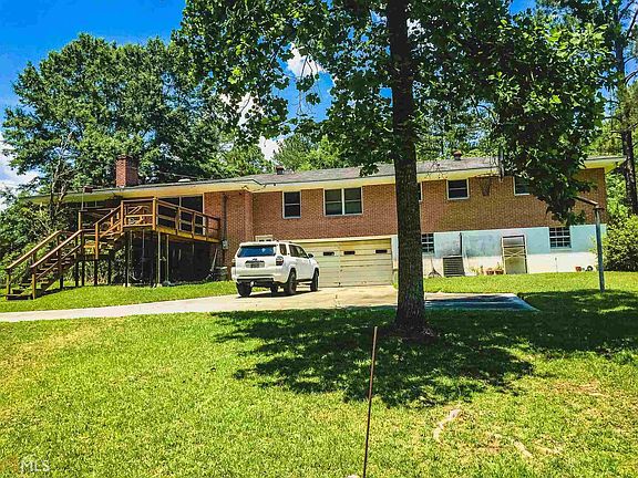 4th image of 1 Kensington Cir