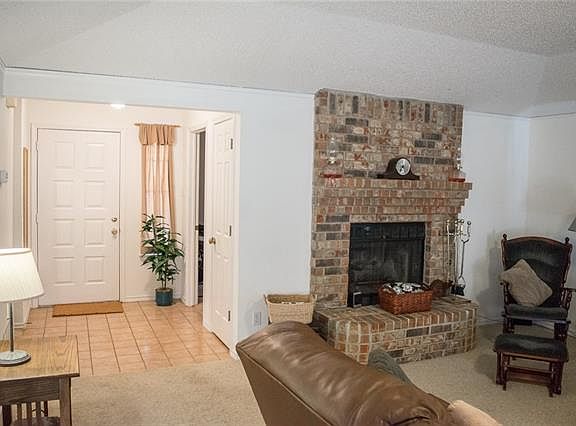 5th image of 3806 Waterford Way