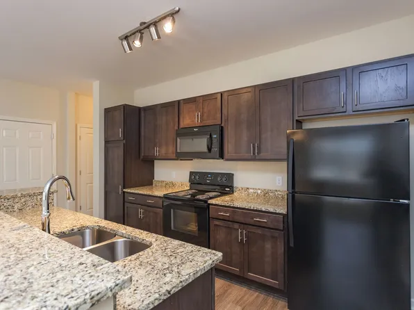 Madison Crest Apartment Homes