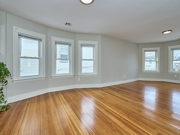 4th image of 22A Burget Ave #2