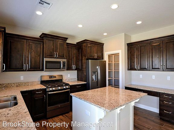 3rd image of 1001 W Curly Hollow Dr Unit 77
