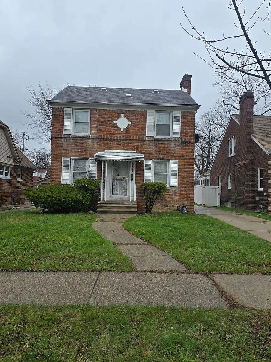 Building Photo - 16820 Oakfield St