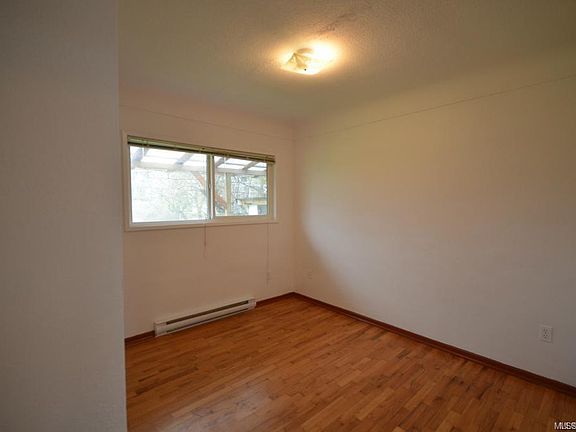 5th image of 452 Craigflower Rd #450