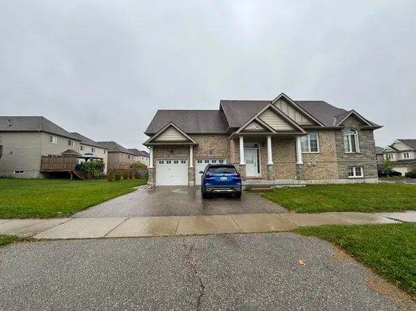 279 Countrystone Cres #B, Kitchener, ON N2N 3S2
