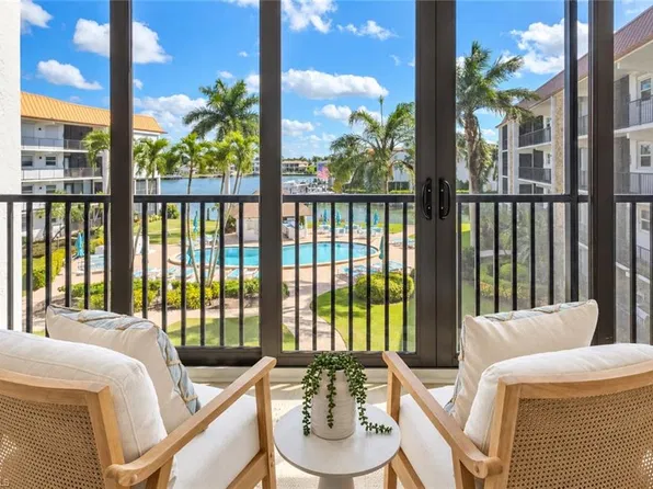 2900 Gulf Shore BLVD N #310, NAPLES, FL 34103