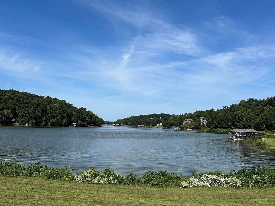 1st image of Lake Pointe Dr #304