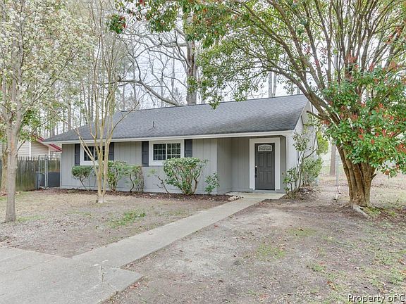 3rd image of 524 Cambertree Way