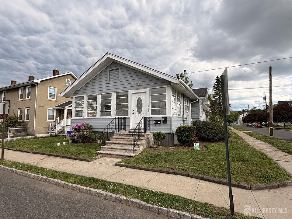 1st image of 388 New Hampshire Ln #2