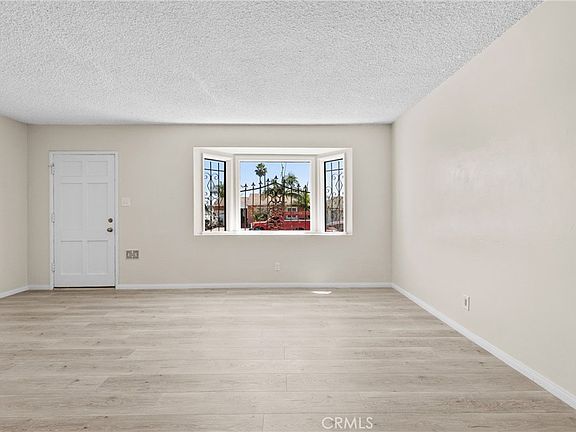 4th image of 14609 S Cahita Ave