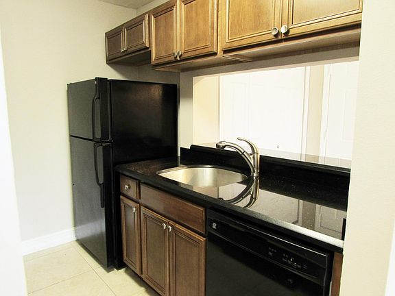 4th image of 2317 N Congress Avenue #23
