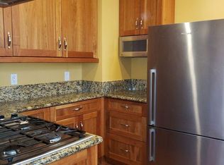 168 Palm Ave APT 1, San Francisco, CA 94118