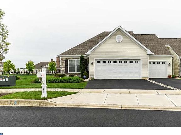 2nd image of 11 Lattice Ln