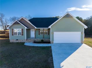 133 Peaceful Dr, Rainsville, AL 35986