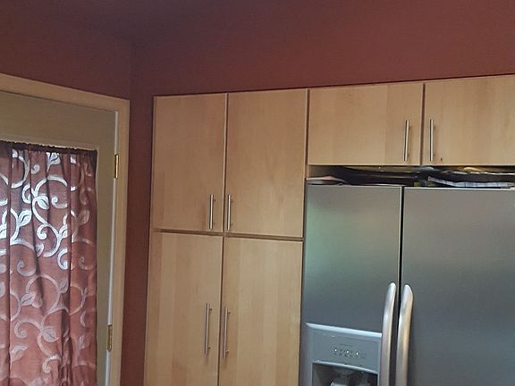 5th image of 218 Parkview Ave