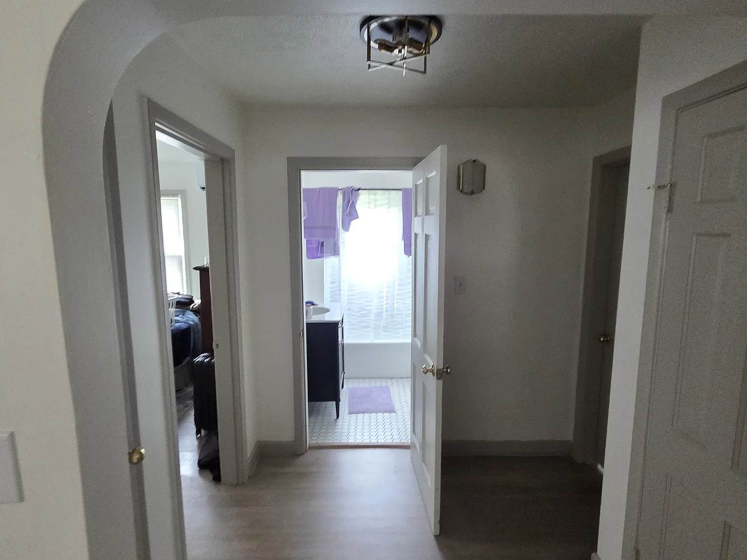 2 bed, 800 sqft, $1,400 — Photo 2
