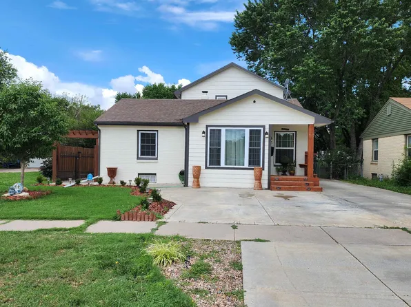 1827 S Woodlawn Blvd, Wichita, KS 67218