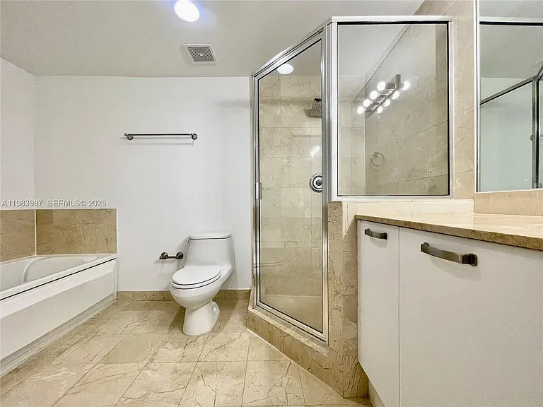 2030 S Douglas Rd #509 — Photo 9