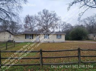 10032 Mayfair Rd, Jacksonville, AR 72076