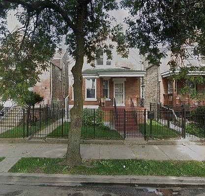 1st image of 922 N Homan Ave #2