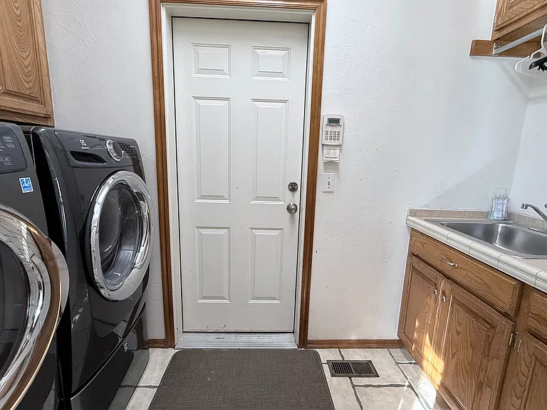 2724 Ashehollow Ln — Photo 23