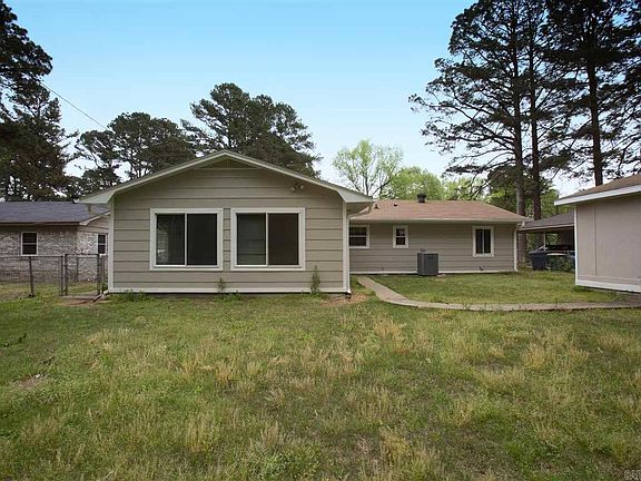 2nd image of 6724 Carolina Dr