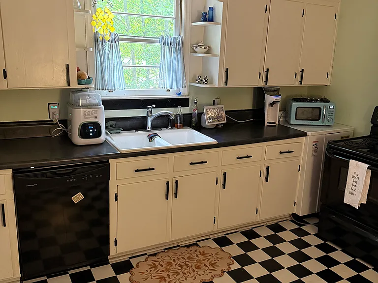 3608 Live Oak St — Photo 7